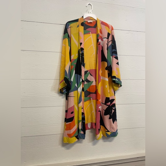 Karlie - Picture 3 of 4